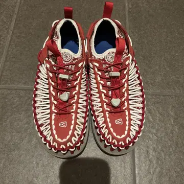 KEEN 샌들 26cm