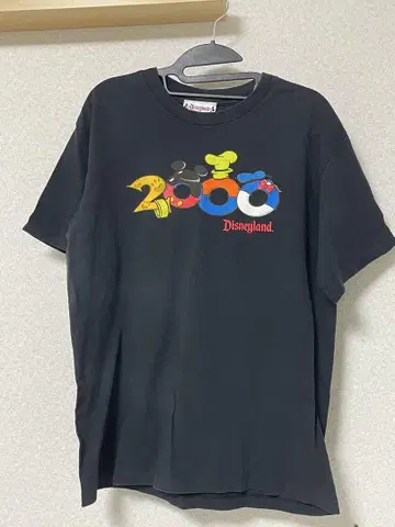 디즈니 티셔츠 2000년 기념