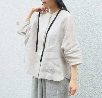 yuni 블라우스