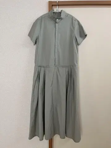 UNIVERSAL TISSU | 100/27 하프 슬리브 원피스