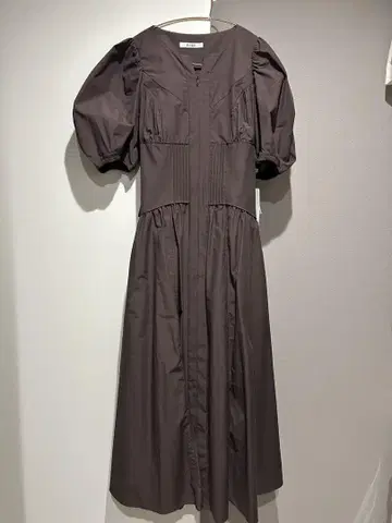 SNIDEL 반팔 원피스 다크 브라운