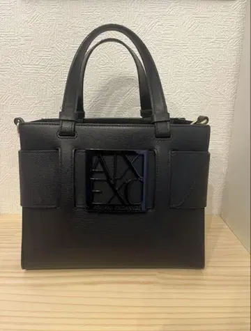 Armani Exchange 핸드백 블랙 블랙