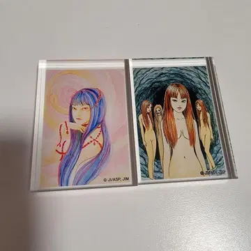 토미에 아크릴 블록 이토 준지 묘지 화랑