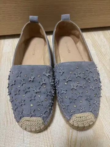 le saunda 별 신발