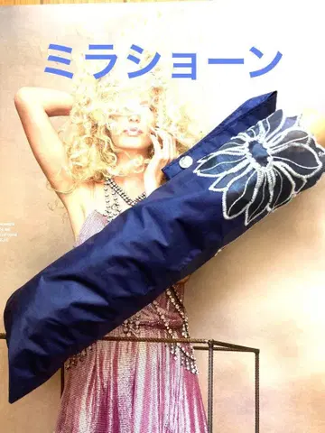 밀라 쇤 꽃무늬 자수 접이식 우산