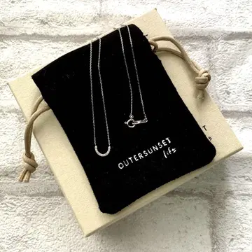 OUTERSUNSET [WHITE GLD/DIAMOND] U 목걸이