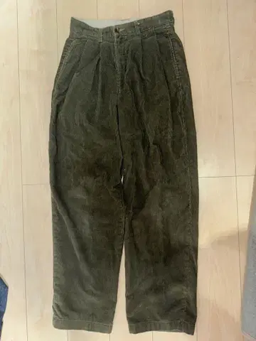 올리브 코듀로이 와이드 팬츠 그린