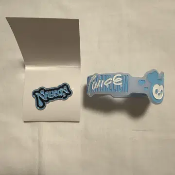 TWICE 나연 팝업 러버 밴드 핑 배지