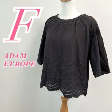 ADAM ET ROPE 차콜 그레이 블라우스 볼륨 슬리브 자수