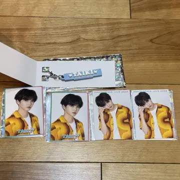 FANTASTICS 사토 다이키 러버 네임 참 & 포토 카드 4장 세트