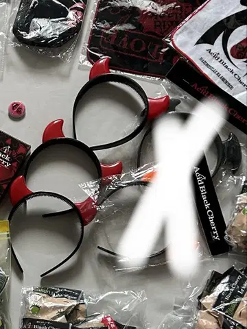 Acid Black Cherry 머리띠 1개