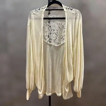 Delyle NOIR 아이보리 가디건