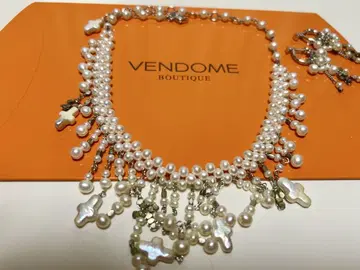VENDOME BOUTIQUE 펄 목걸이 및 귀찌 세트