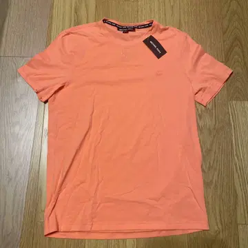 새상품 마이클코어스 티셔츠 M Safari