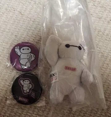 디즈니 베이맥스 봉제 인형 참 & 캔뱃지