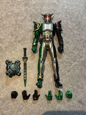 S.H.Figuarts 가면라이더 W 사이클론 조커 익스트림