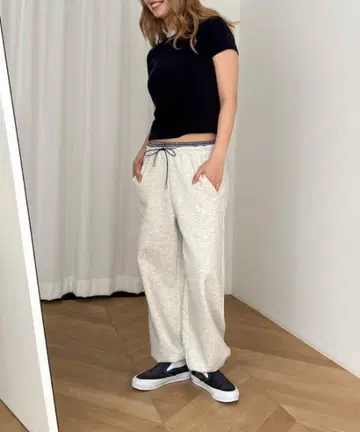 허리 절개 스웨트 팬츠