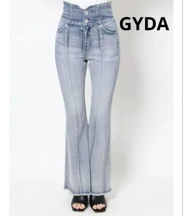 GYDA 핏 플레어 데님 팬츠