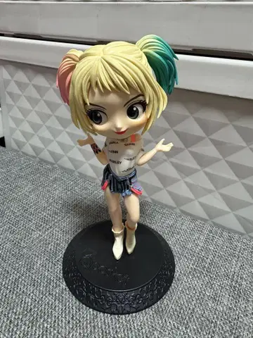 할리 퀸 피규어 Q posket