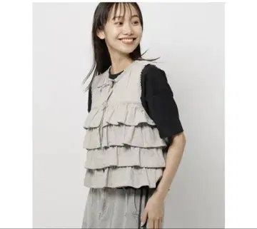 niko and... 프릴 티어드 베스트 라이트 그레이 FREE SIZE