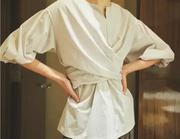 MAISON SPECIAL 화이트 랩 블라우스 셔츠 티셔츠