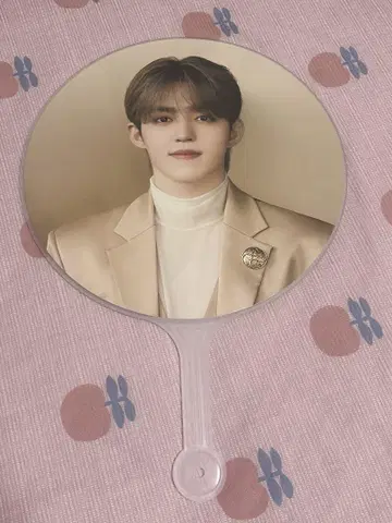 세부치 에스크 scoups 부채 Right Here 서울 콘