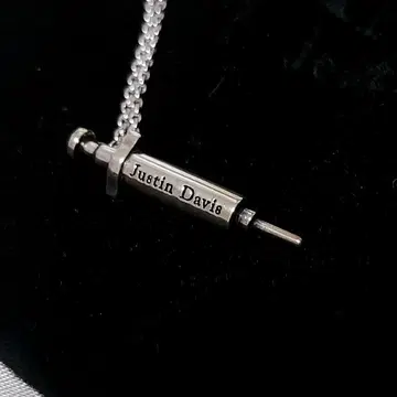 JUSTIN DAVIS 저스틴 데이비스 ADDICT 목걸이