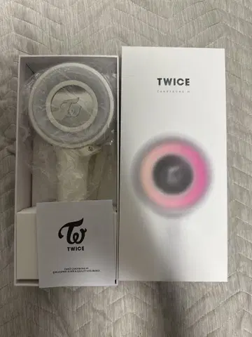 TWICE 공식 응원봉