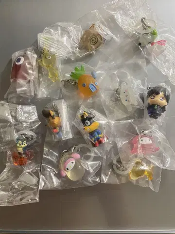 메지루시 액세서리 묶음 판매 13개 산리오, 피크민, 해수욕장 조로리 등
