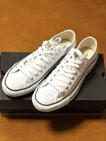 새상품급 CONVERSE ALL STAR OX 가죽 27cm 화이트
