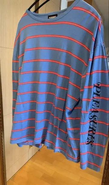 PLEASURES 롱 T 긴팔 티셔츠 XL