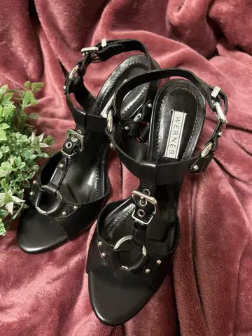 WERNER 블랙 하이힐 샌들