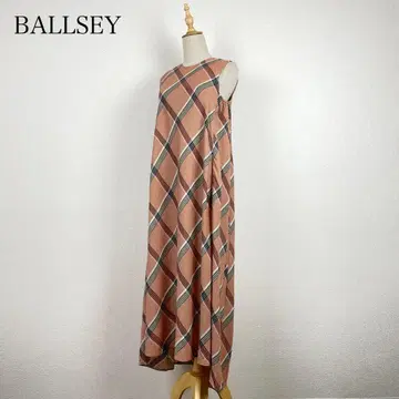 Ballsey 린넨 코튼 체크 슬리브리스 원피스