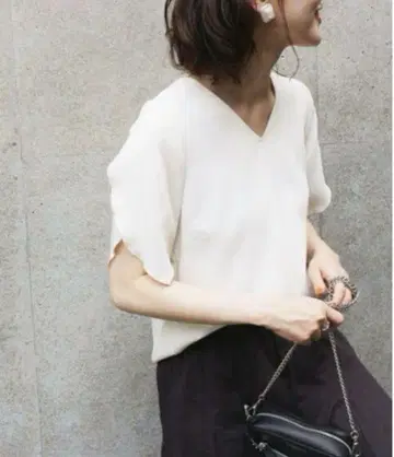 IENA * TA/P V넥 탑