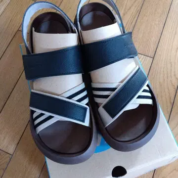 레게타카누 샌들 새상품 L