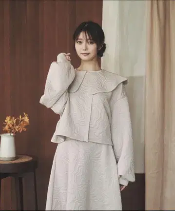 가디건 멀티 웨이 퀼팅 탑 & 퀼팅 플레어 롱 스커트