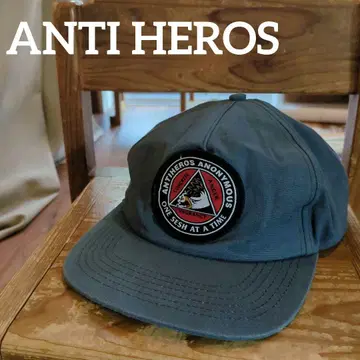ANTI HERO 패치 블루 그레이 캡
