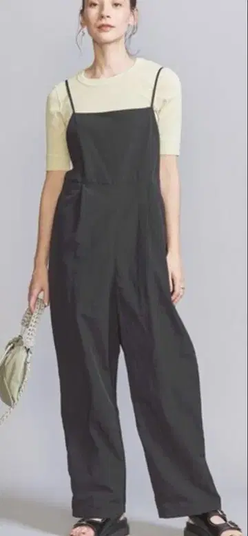 유나이티드 애로우즈 살로펫