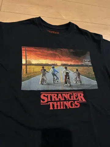STRANGER THINGS 기묘한 이야기 멕시코제 구제 의류 M