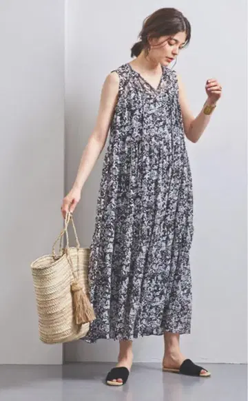 UNITED ARROWS UWSC 플라워 티어드 맥시 원피스