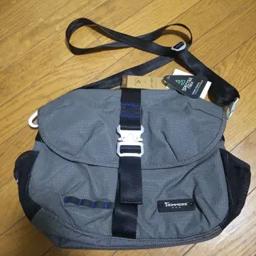Trimmers 숄더백 그레이