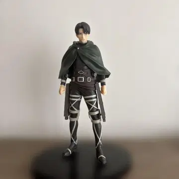 리바이 병장 피규어