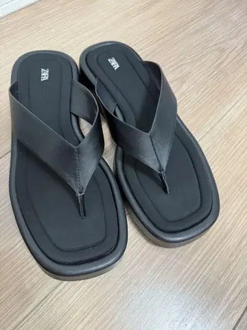 자라 블랙 플립플랍 통굽
