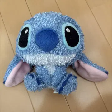 스티치 봉제 인형
