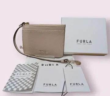미사용 새상품 FURLA 정가 17,600엔 카드 코인 케이스 베이지