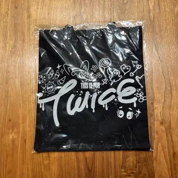 TWICE 팝업 토트백