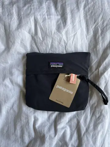 미사용 새상품 Patagonia 캐리 야얼 백 그레이