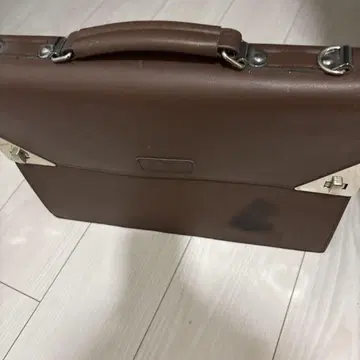 메이세이 학원 브라운 가방