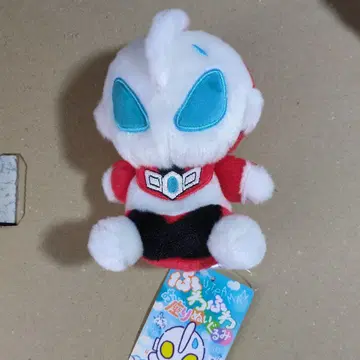 새상품 울트라맨 지드 폭신폭신 앉은 봉제 인형