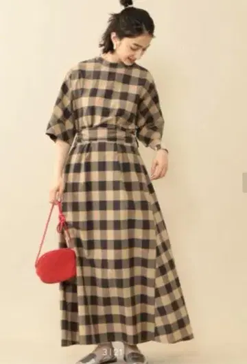 새상품급 뷰티 앤 유스 블록 체크 코튼 린넨 롱 원피스